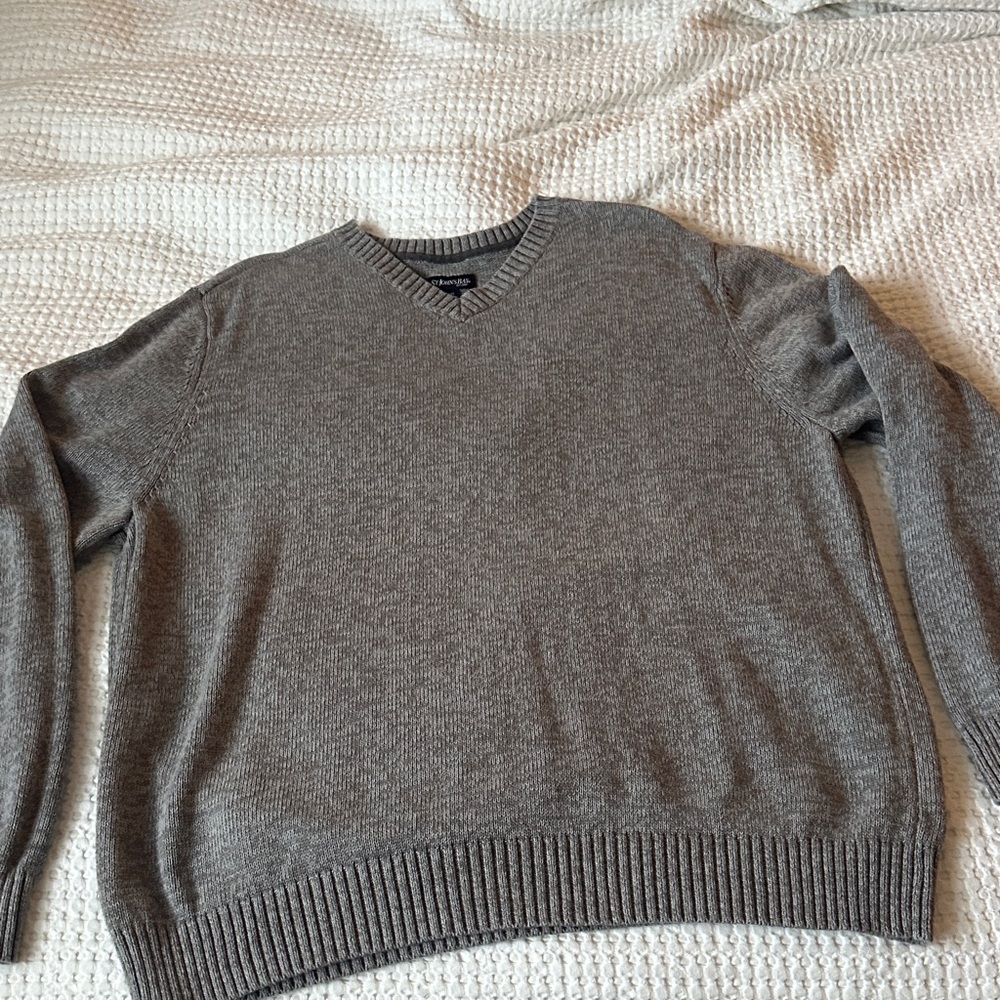 St. John's Bay Gray V-Neck Men's Sweater